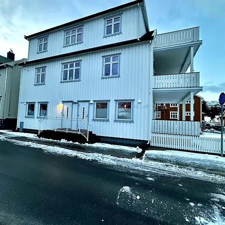 In Kabelvag, Lofoten * Kabelvag