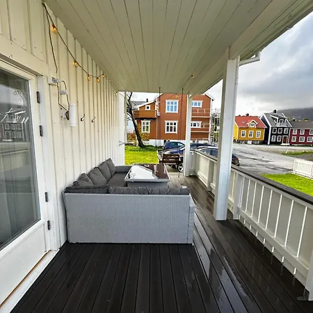 In Kabelvag, Lofoten * Kabelvåg